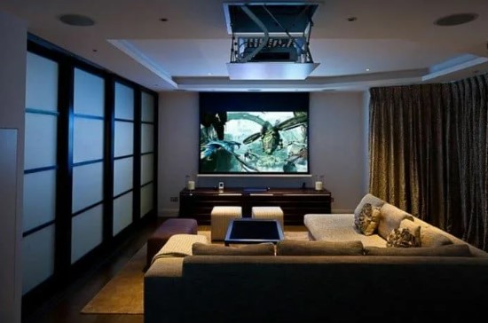 Проекторы в квартире вместо телевизора: стоит ли заменить?