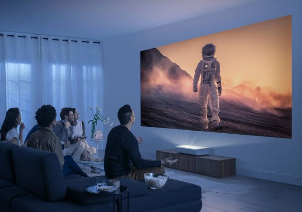 Телевизор-проектор с лампами: стоит ли выбирать?