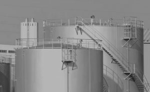 Промышленные резервуары РВС: где востребованы и почему выбирают сталь