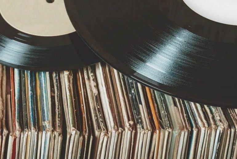 Виниловые пластинки для начинающих: советы по покупке и уходу